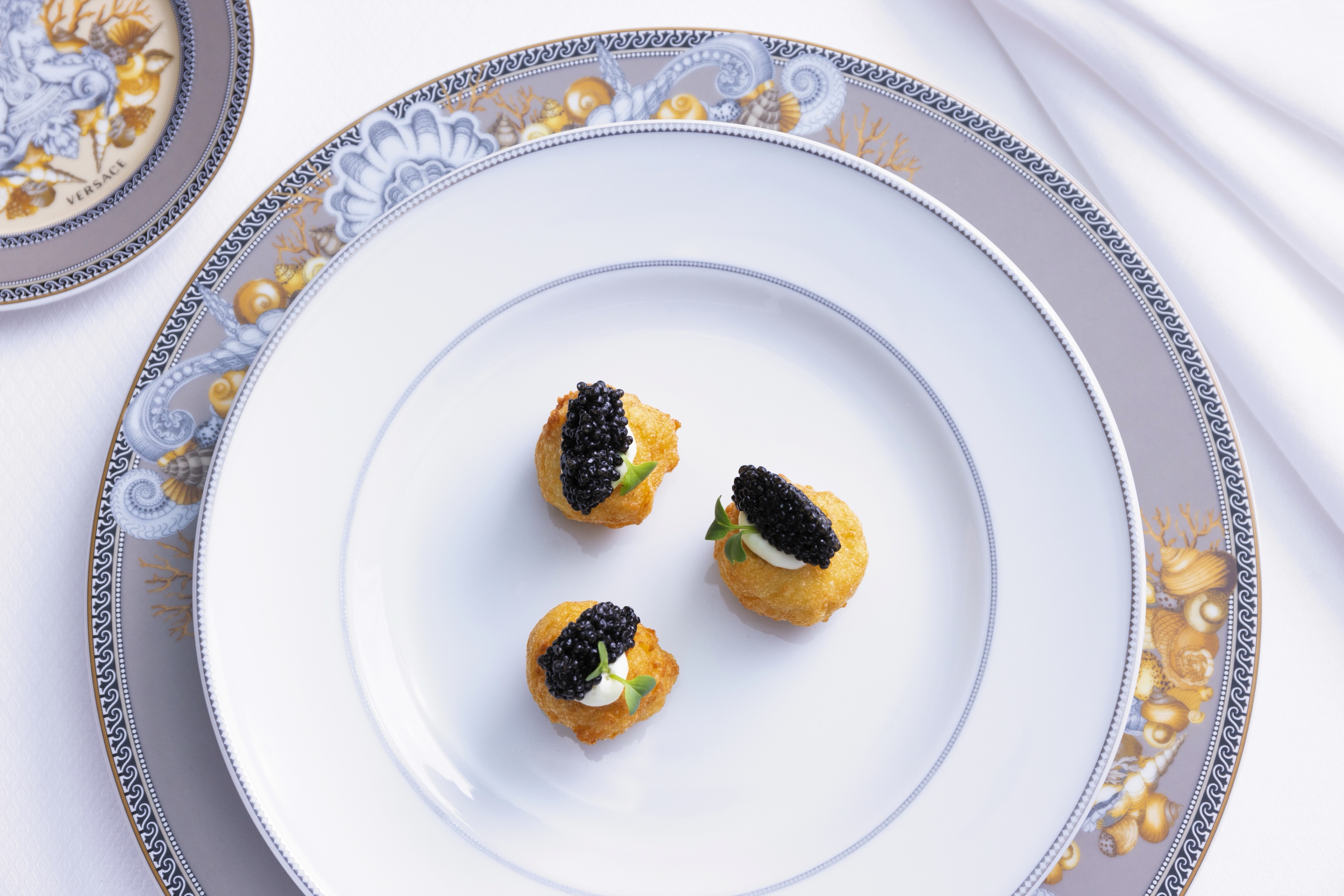 Seven Seas Grandeur - Compass Rose